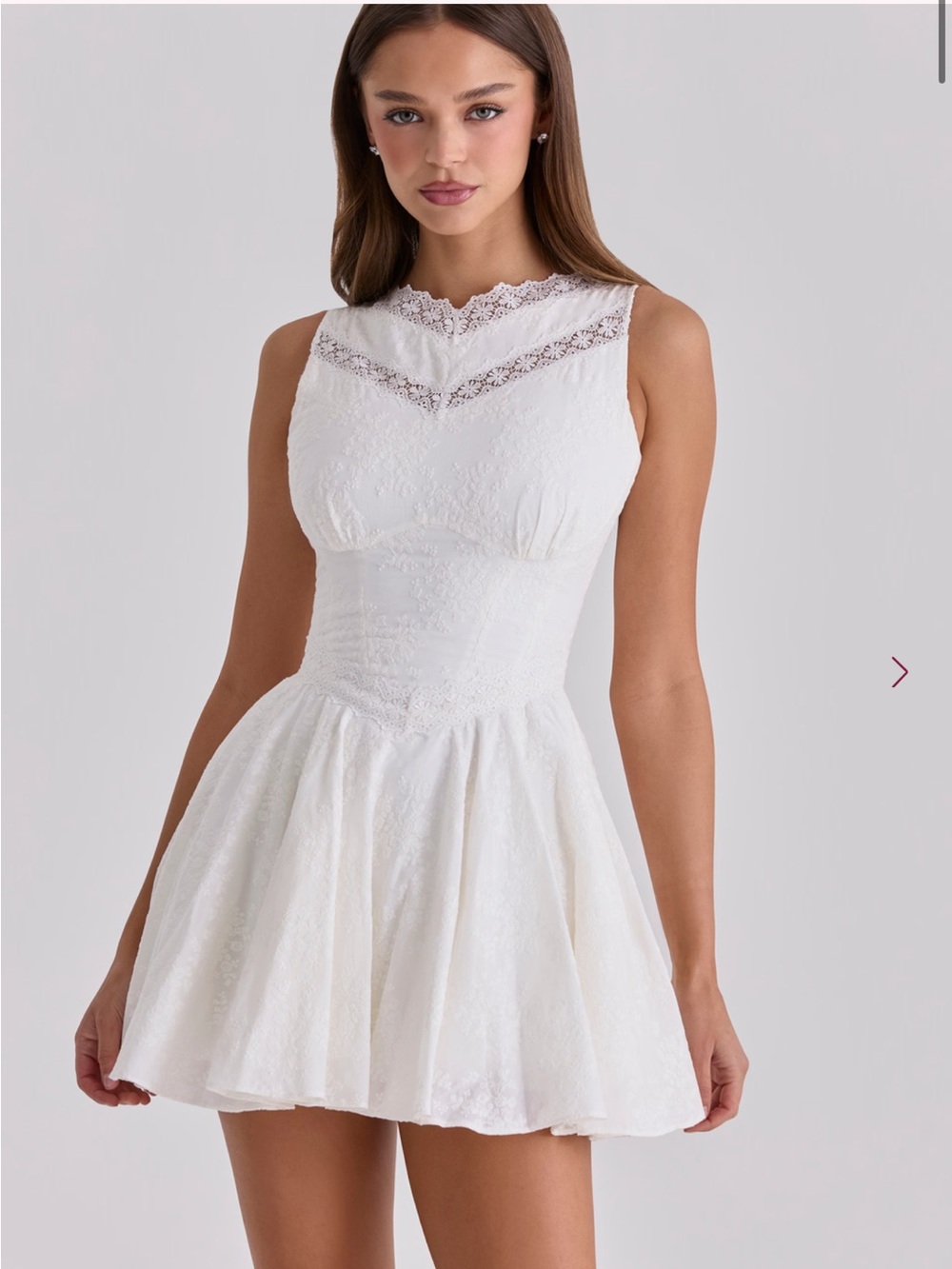 House of CB Scarlett White Lace Mini Dress - Picture 3 of 7